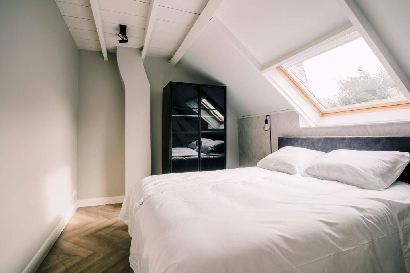 Stadsvilla Luxurious 3 room loft met airco Willem 2 Tilburg Exteriör bild