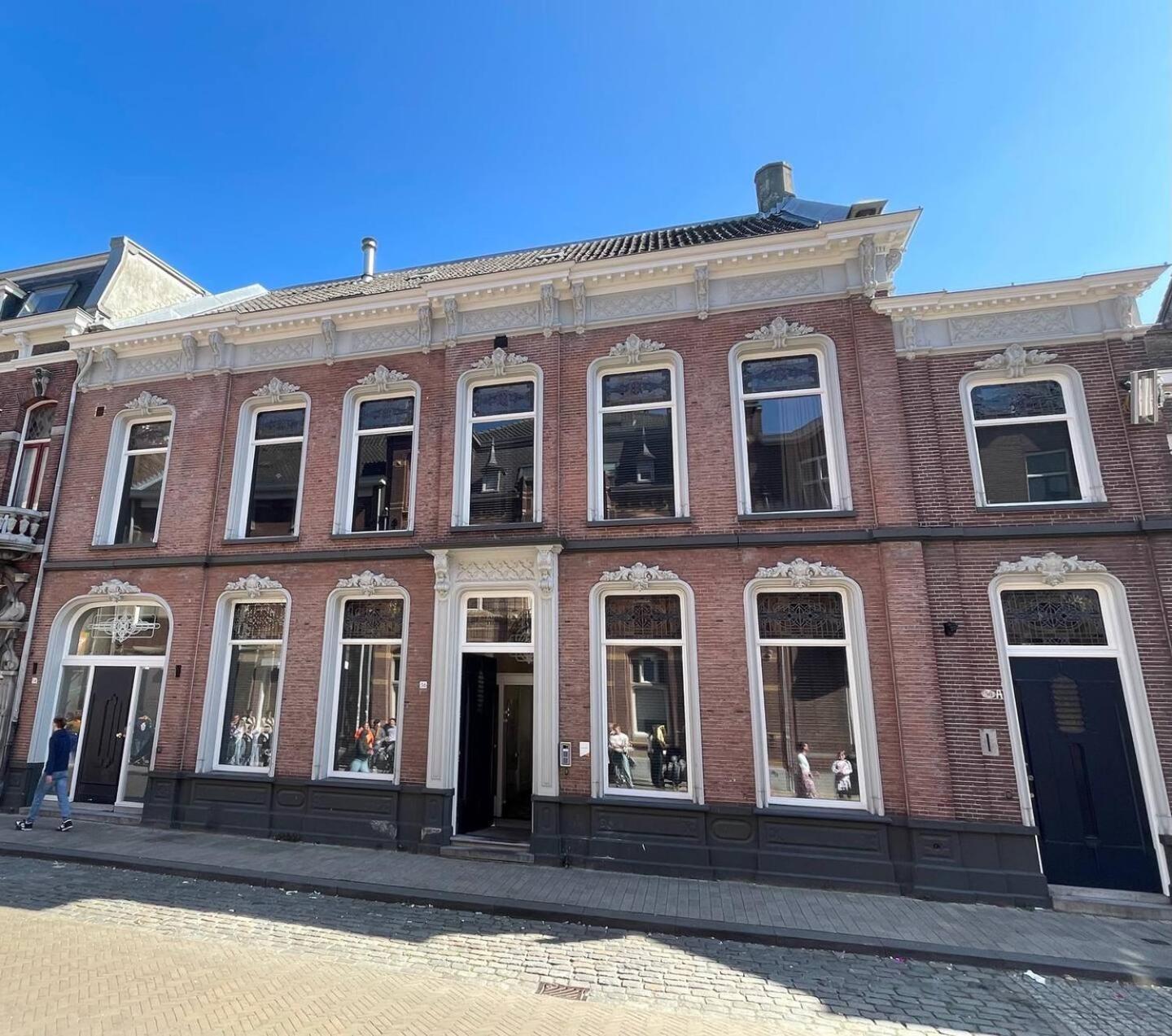 Stadsvilla Luxurious 3 room loft met airco Willem 2 Tilburg Exteriör bild